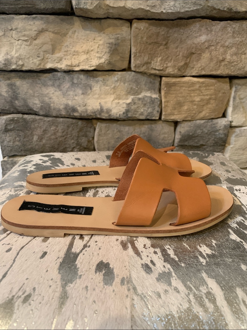 Steven By Steve Madden Cognac Tan Leather Slip-On Sandals - Picture 2 of 7